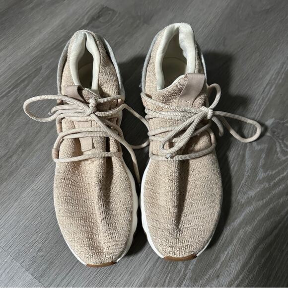 Sorel Kinetic‎ Lace Up Sneaker Tennis Shoes in Natural Tan/Blush Size 9 - Picture 2 of 13